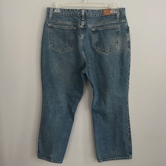 Lands’ End Women’s 16 Petite original fit traditional waist bootleg, jeans - Picture 5 of 10